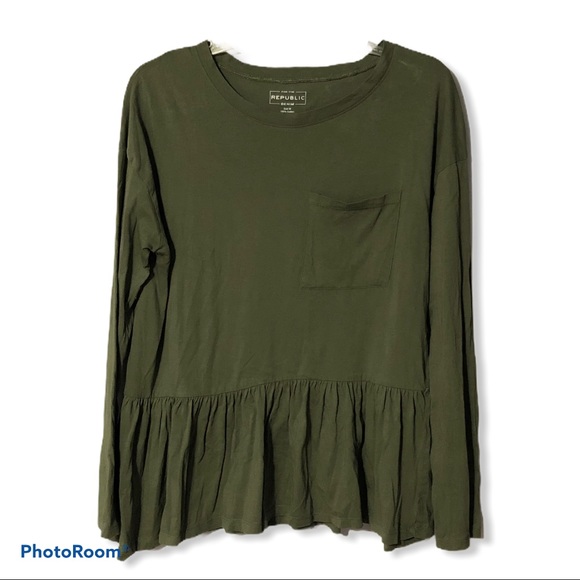 For The Republic Tops - For the Republic Green Long Sleeve Peplum Top